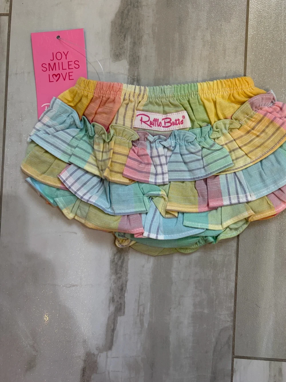 NWT RuffleButts Colorful Cheerful Rainbow Plaid Ruffled Bloomer Shorts Girl 0-3M